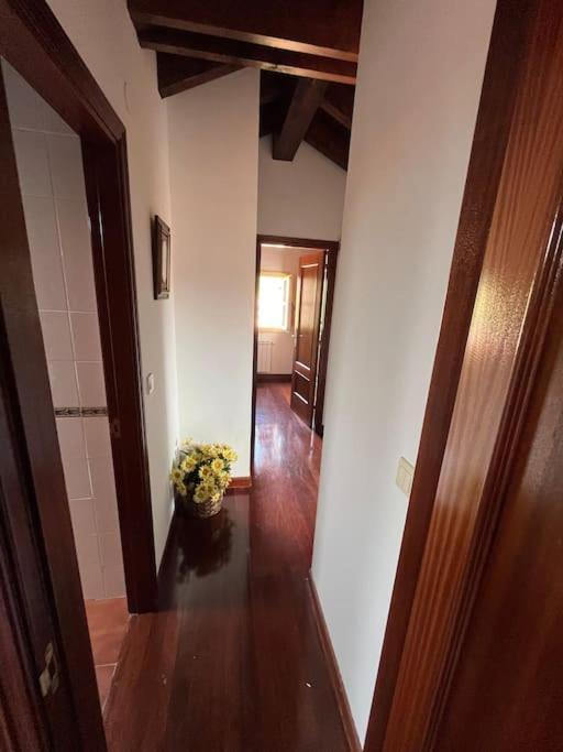 Apartamento Las Martas 코밀라스 외부 사진