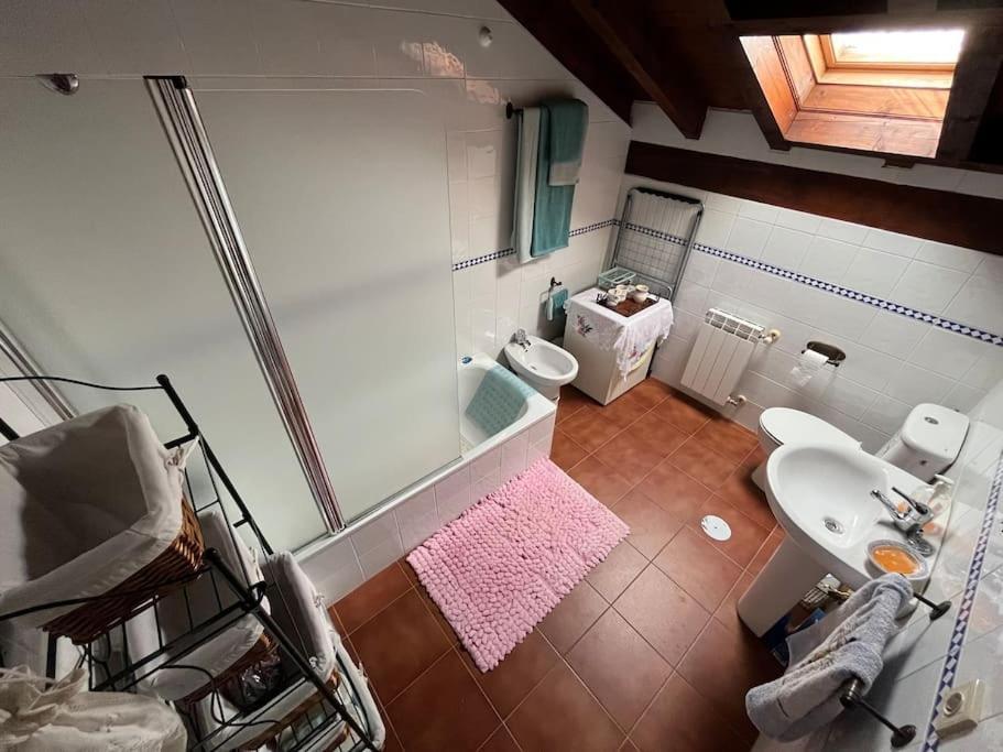 Apartamento Las Martas 코밀라스 외부 사진